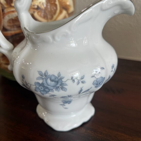 Vintage Haviland Fine Porcelain China Blue Garland Creamer Cottagecore Boxed 70s - Picture 5 of 9